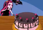 La torta di compleanno di Draculaura