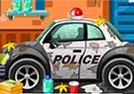 पुलिस कार को साफ