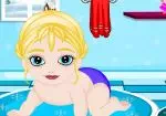 Baby Elsa ændre udseende til jul